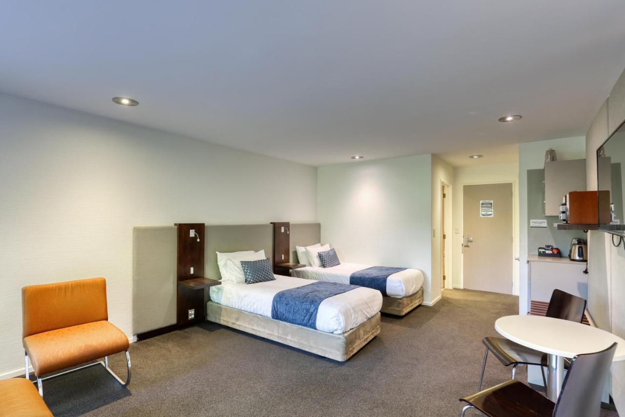 Garden Court Suites & Apartments Квинстаун Экстерьер фото