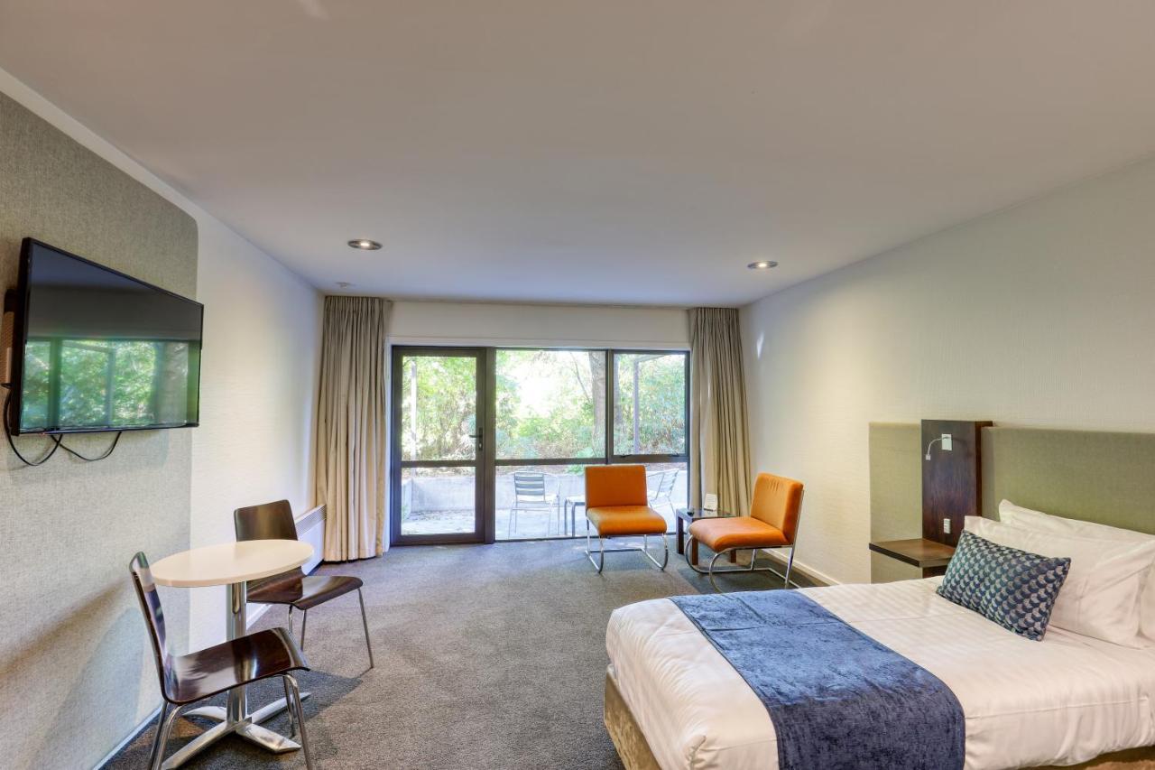 Garden Court Suites & Apartments Квинстаун Экстерьер фото