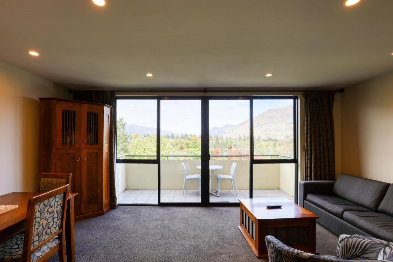 Garden Court Suites & Apartments Квинстаун Экстерьер фото